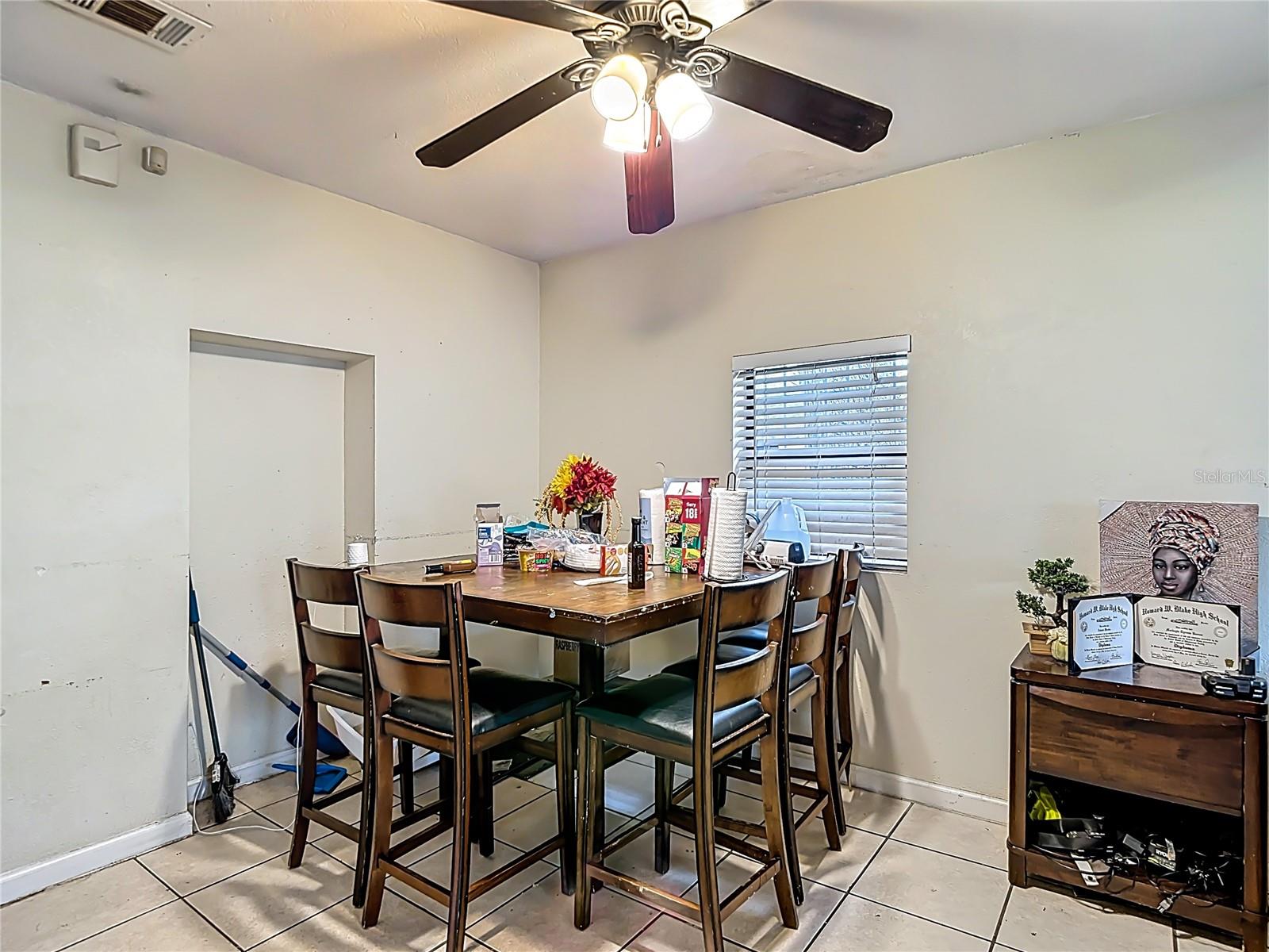 Image 19 of 25 For 3804 52nd Street