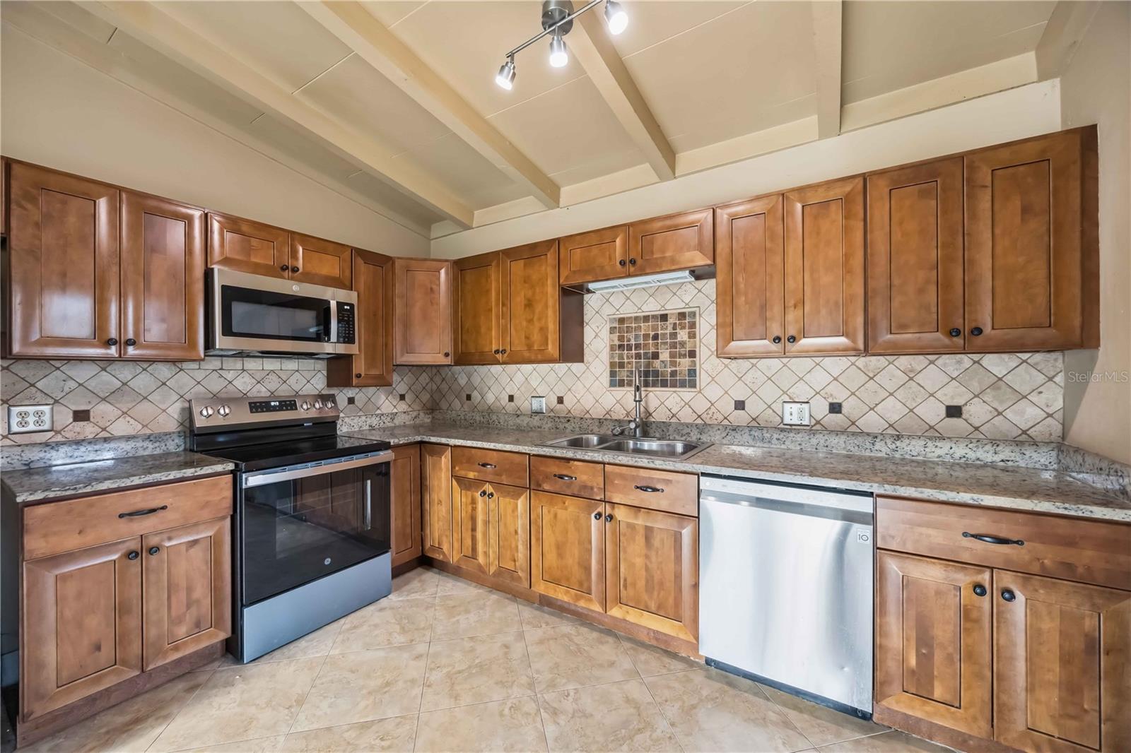 Image 12 of 30 For 2715 Ingot Place