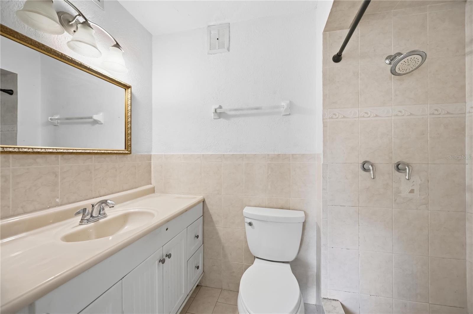 Image 23 of 30 For 2715 Ingot Place