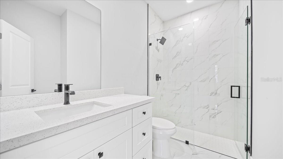 Image 8 of 16 For 1024-1026 Diplomat Parkway E 26