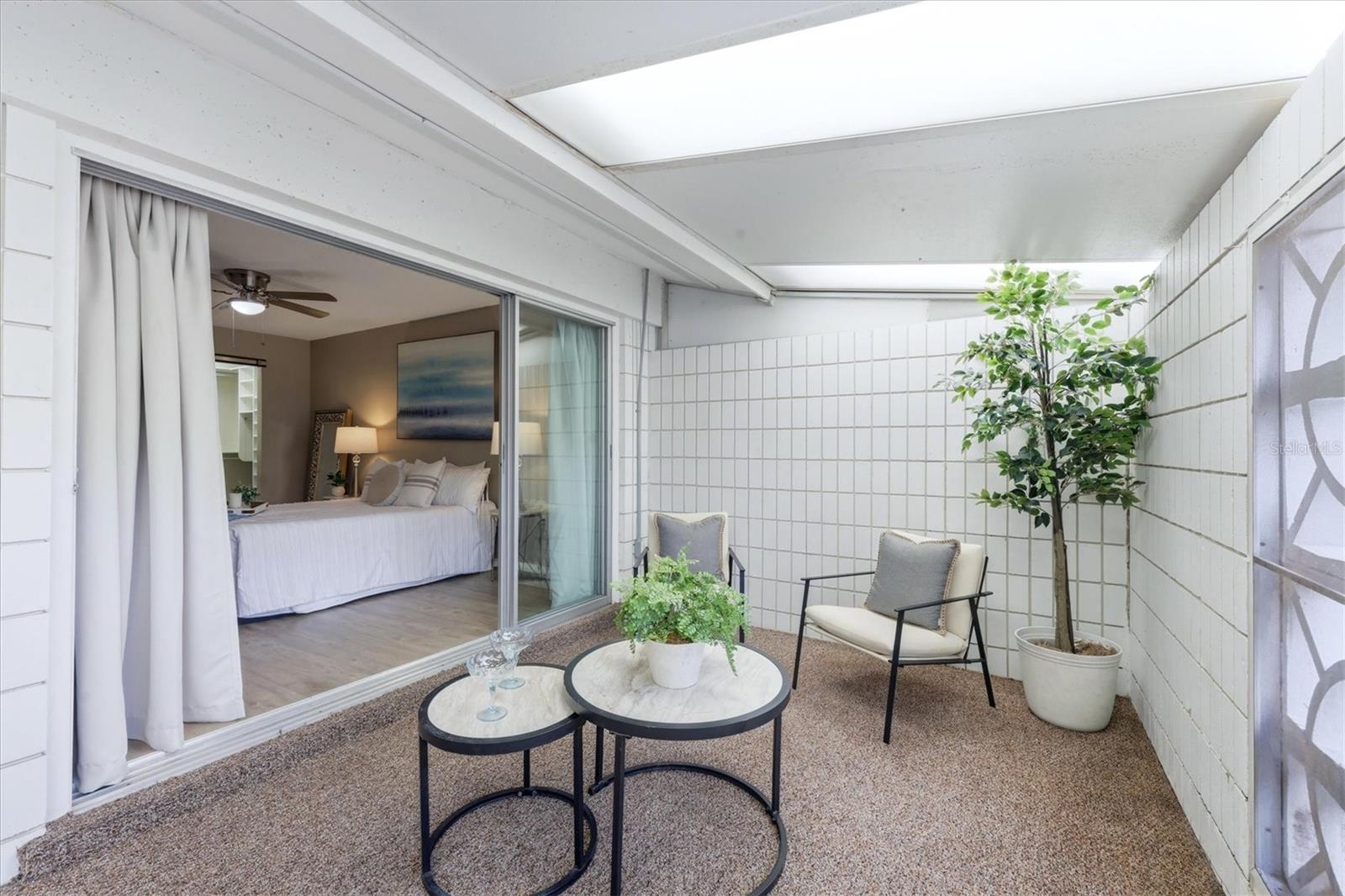 Image 30 of 34 For 405 Menendez Street