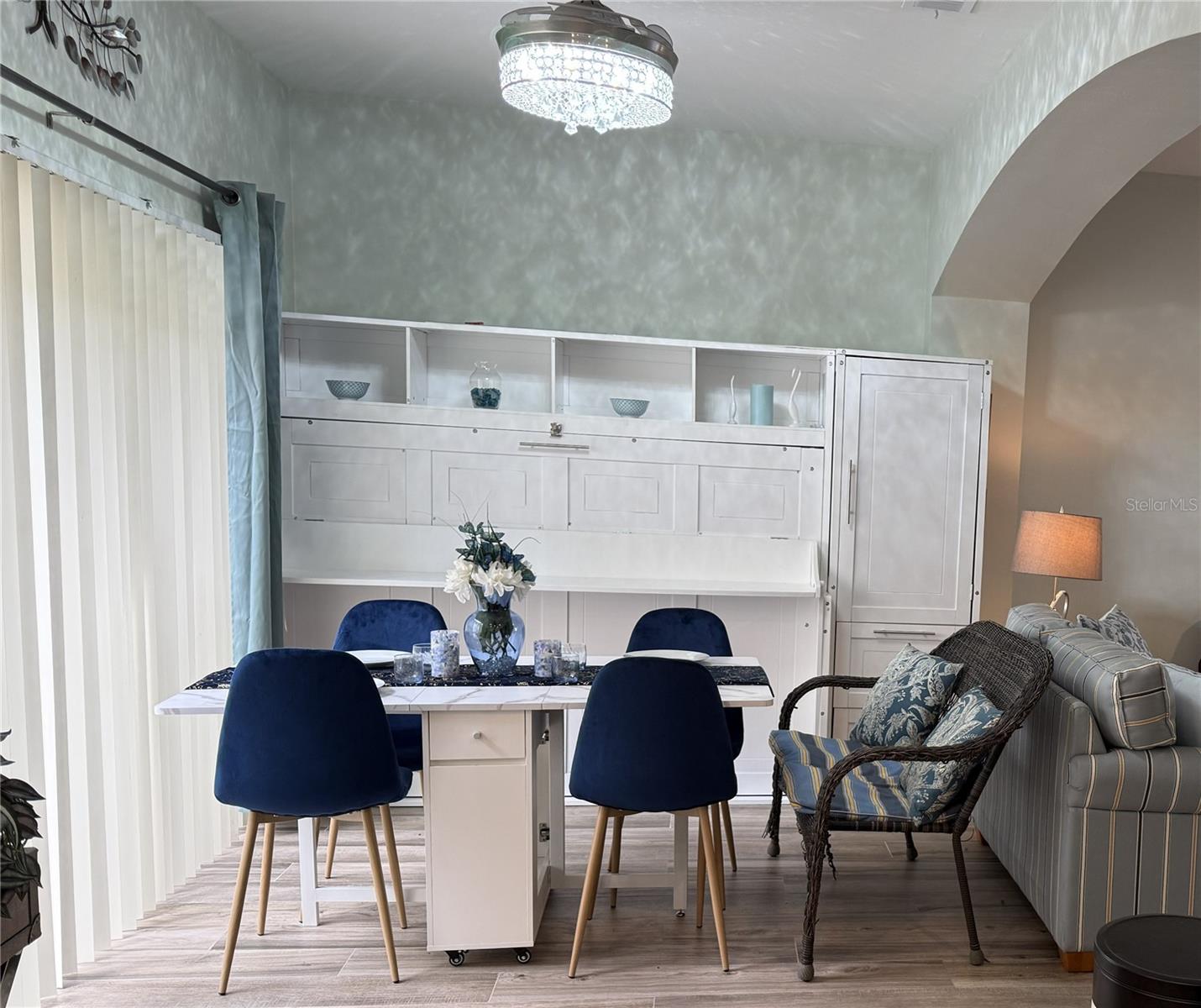 Image 13 of 47 For 3304 Lisa Lane 102