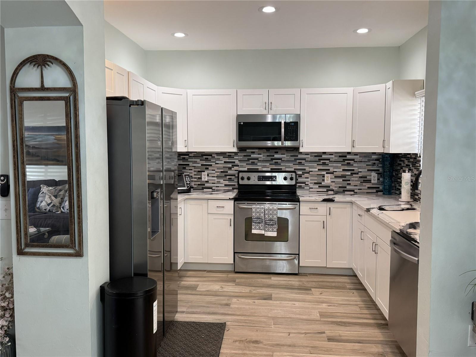 Image 14 of 47 For 3304 Lisa Lane 102