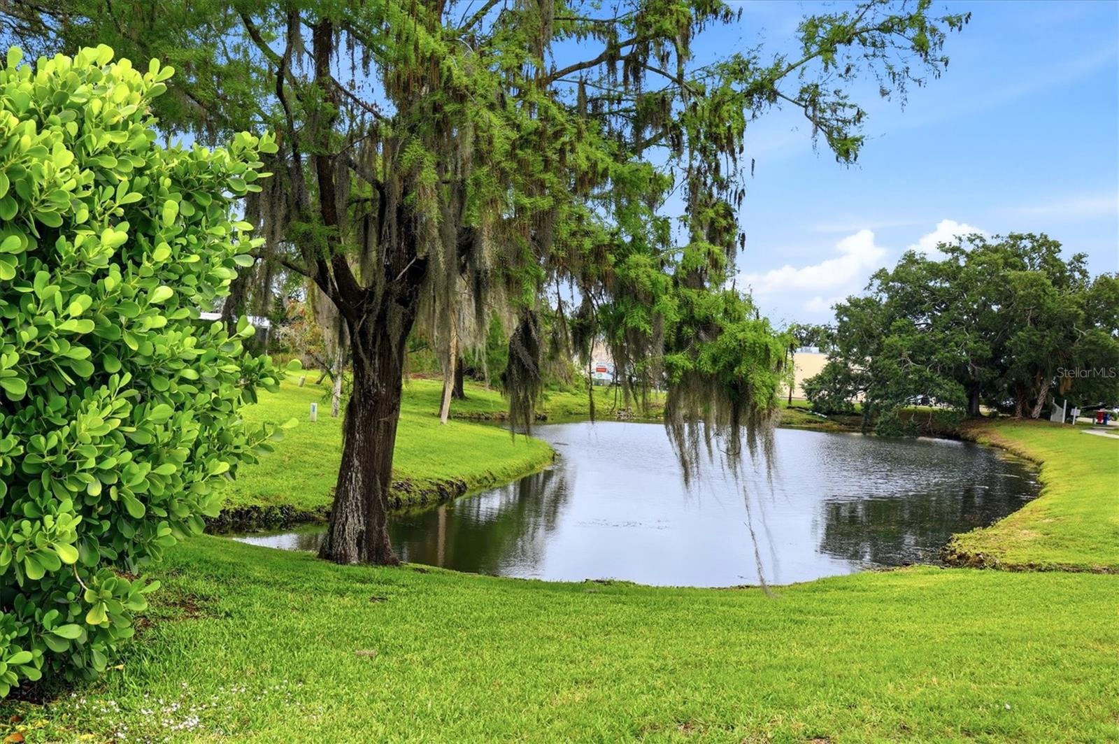 Image 31 of 43 For 1 Meadow Circle