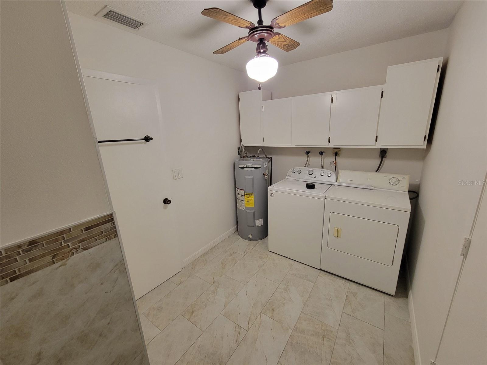 Image 15 of 33 For 1028 Lillian Street