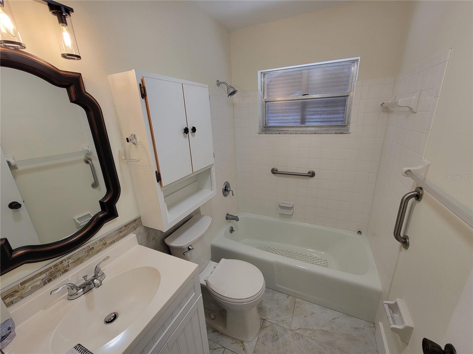 Image 19 of 33 For 1028 Lillian Street