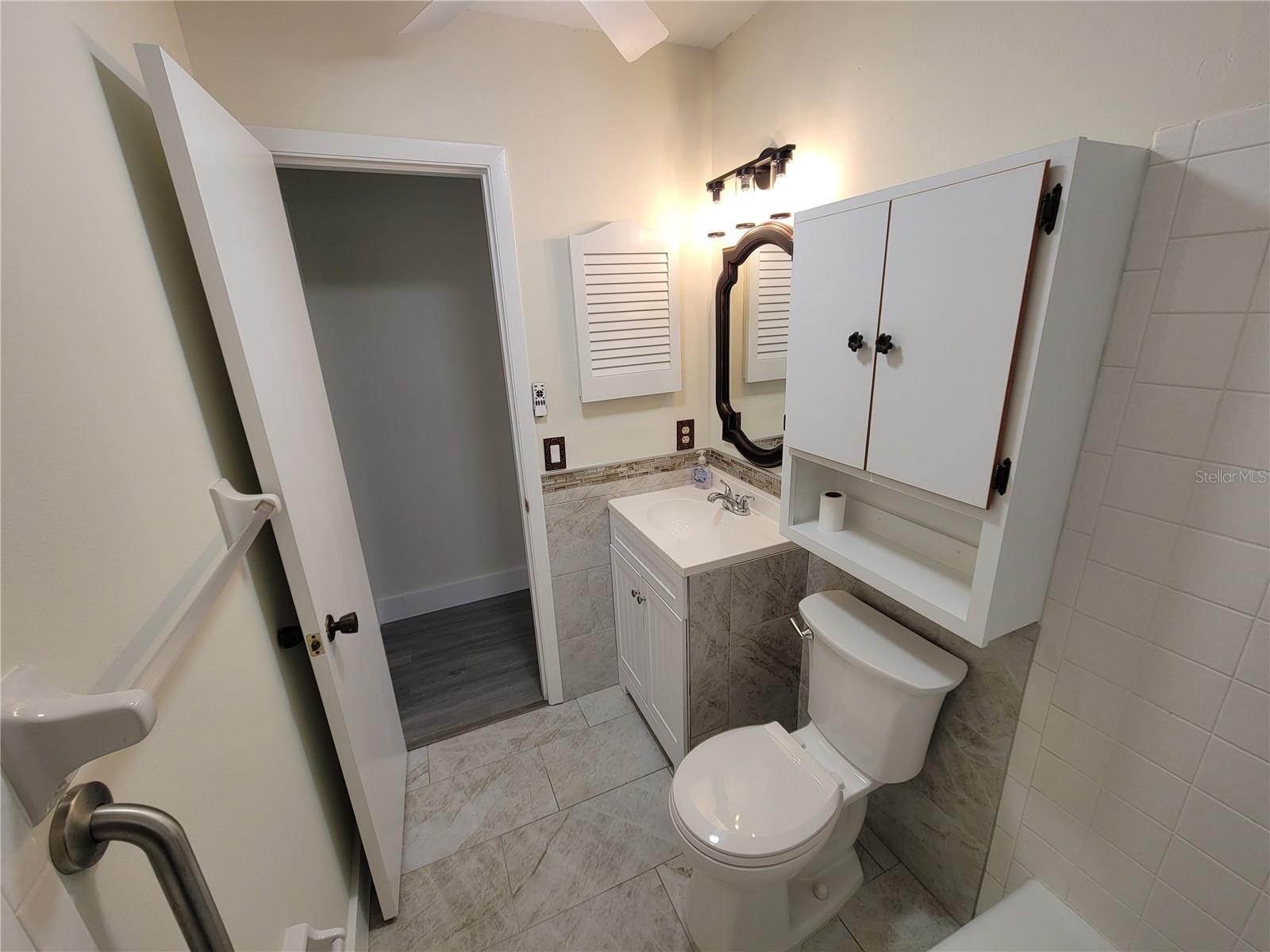 Image 20 of 33 For 1028 Lillian Street