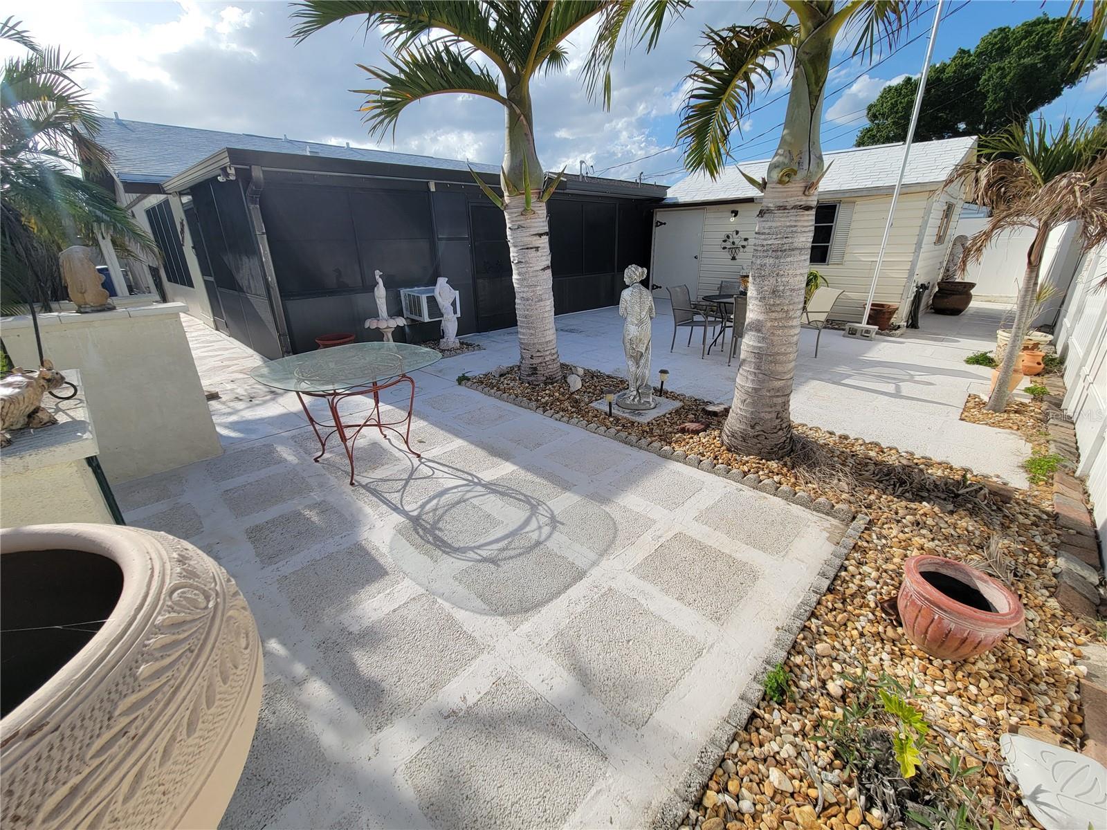 Image 30 of 33 For 1028 Lillian Street