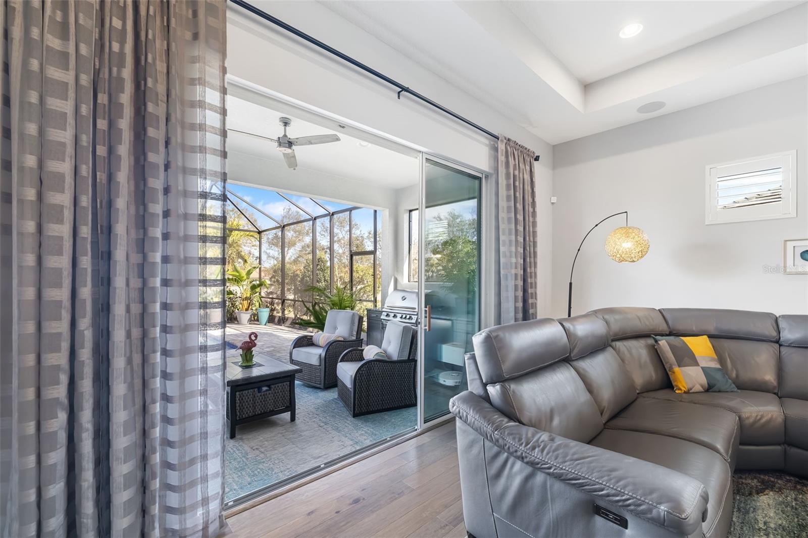 Image 12 of 60 For 438 Whistler Glen