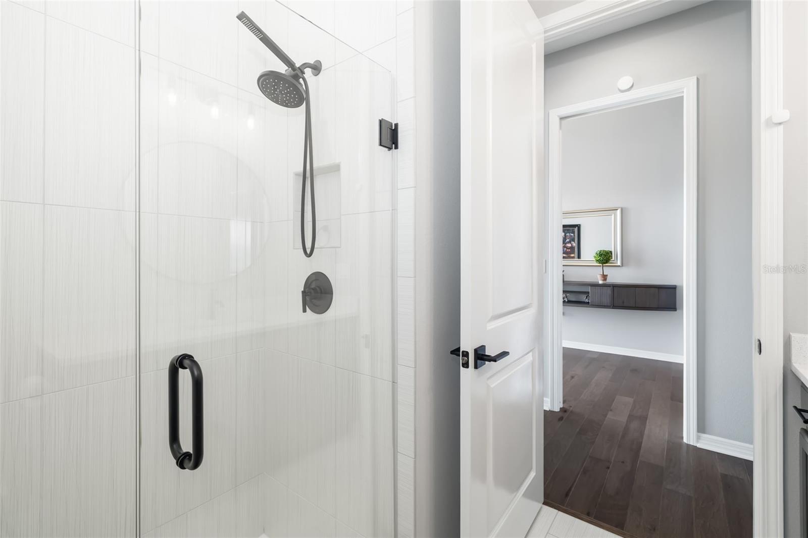 Image 39 of 60 For 438 Whistler Glen