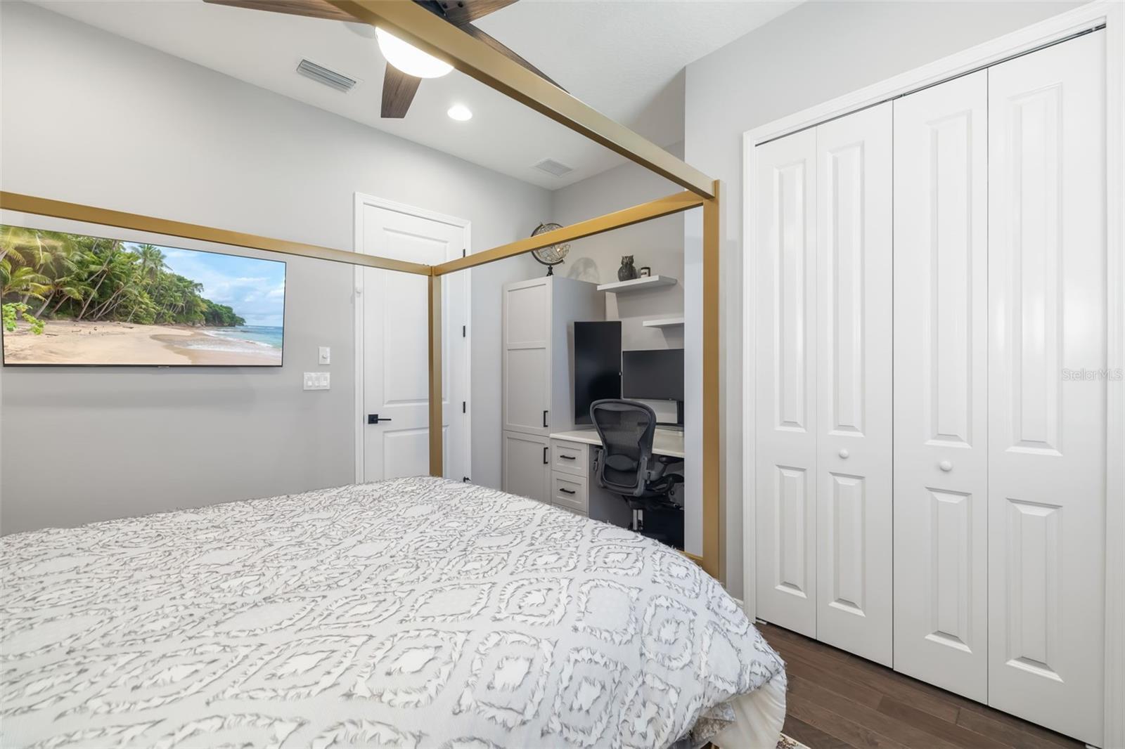 Image 43 of 60 For 438 Whistler Glen