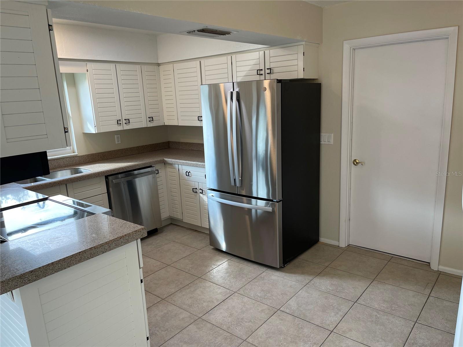 Image 13 of 31 For 3799 Countryside Road