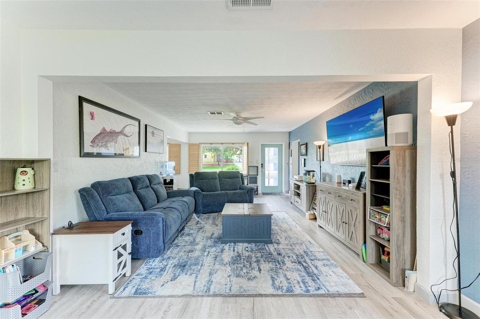 Image 13 of 39 For 4518 7th Street Court E