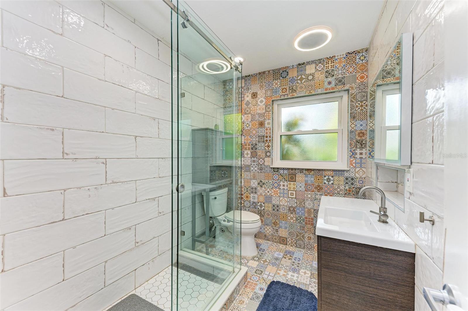 Image 15 of 39 For 4518 7th Street Court E