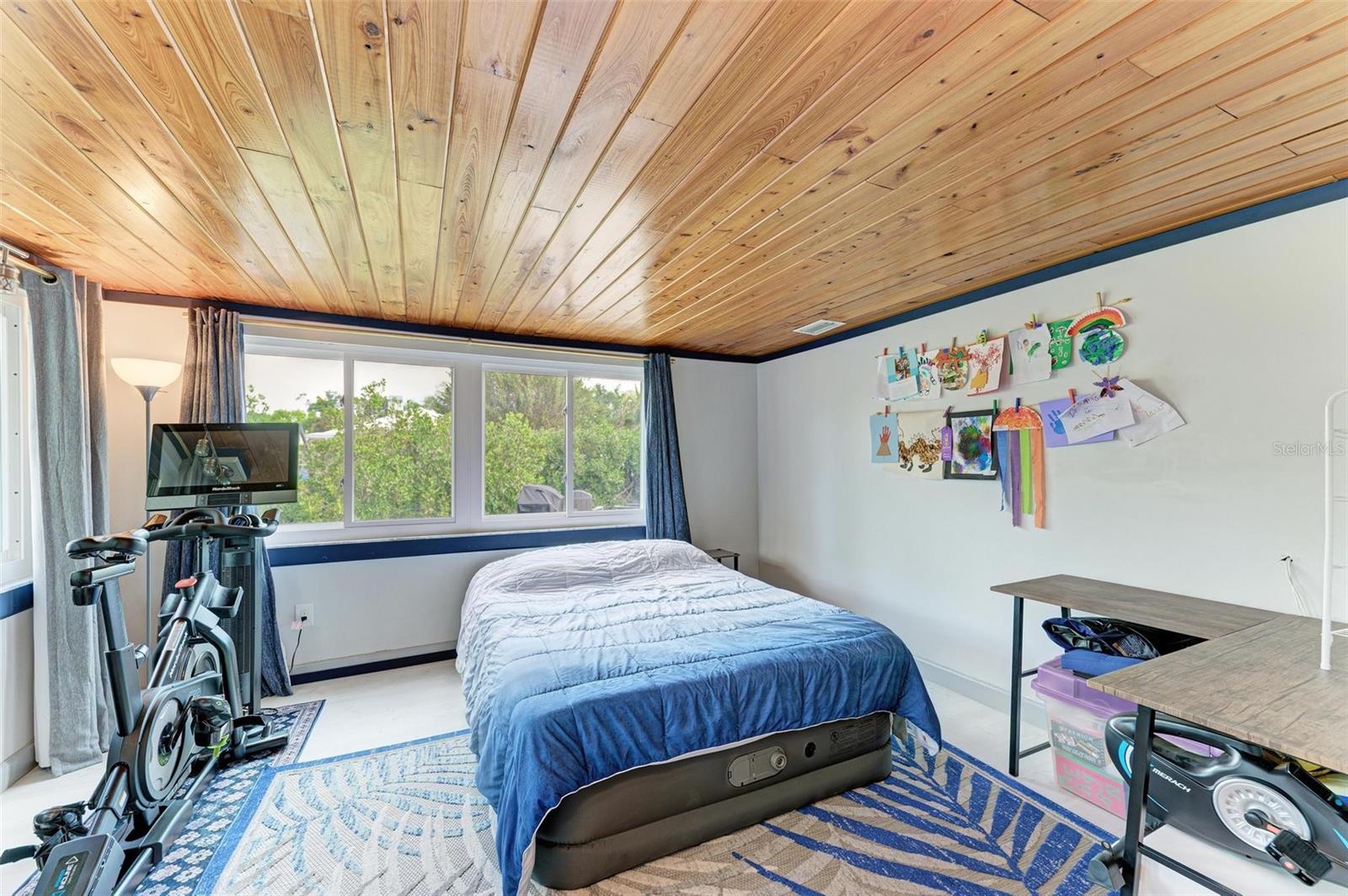 Image 20 of 39 For 4518 7th Street Court E