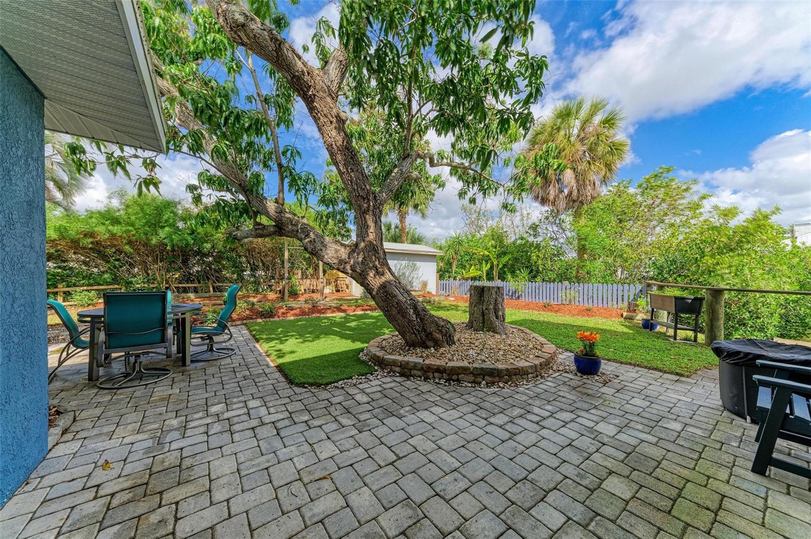 Image 21 of 39 For 4518 7th Street Court E