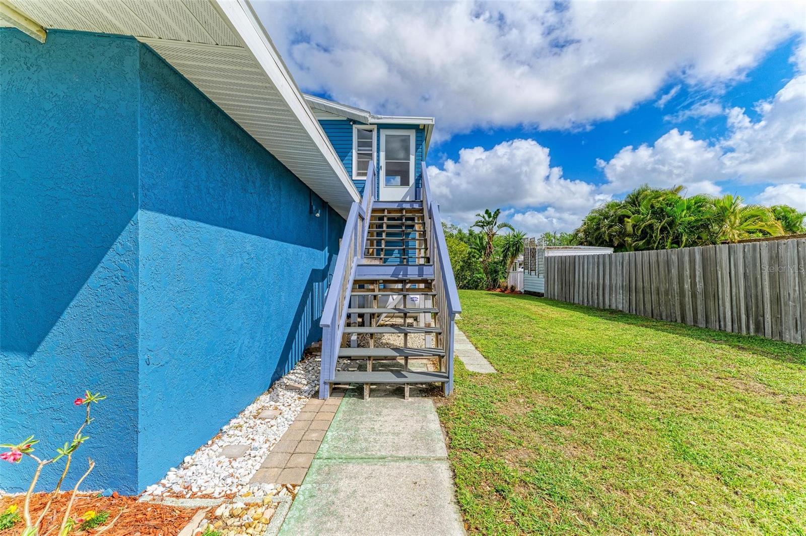 Image 28 of 39 For 4518 7th Street Court E