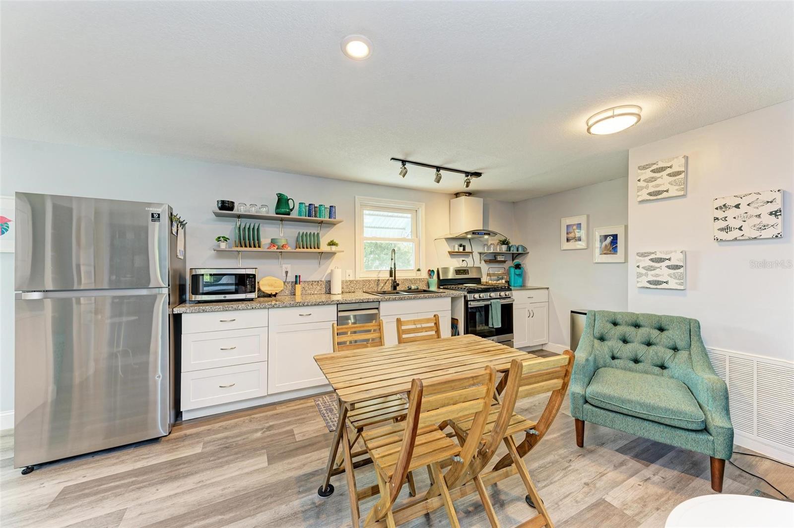 Image 33 of 39 For 4518 7th Street Court E