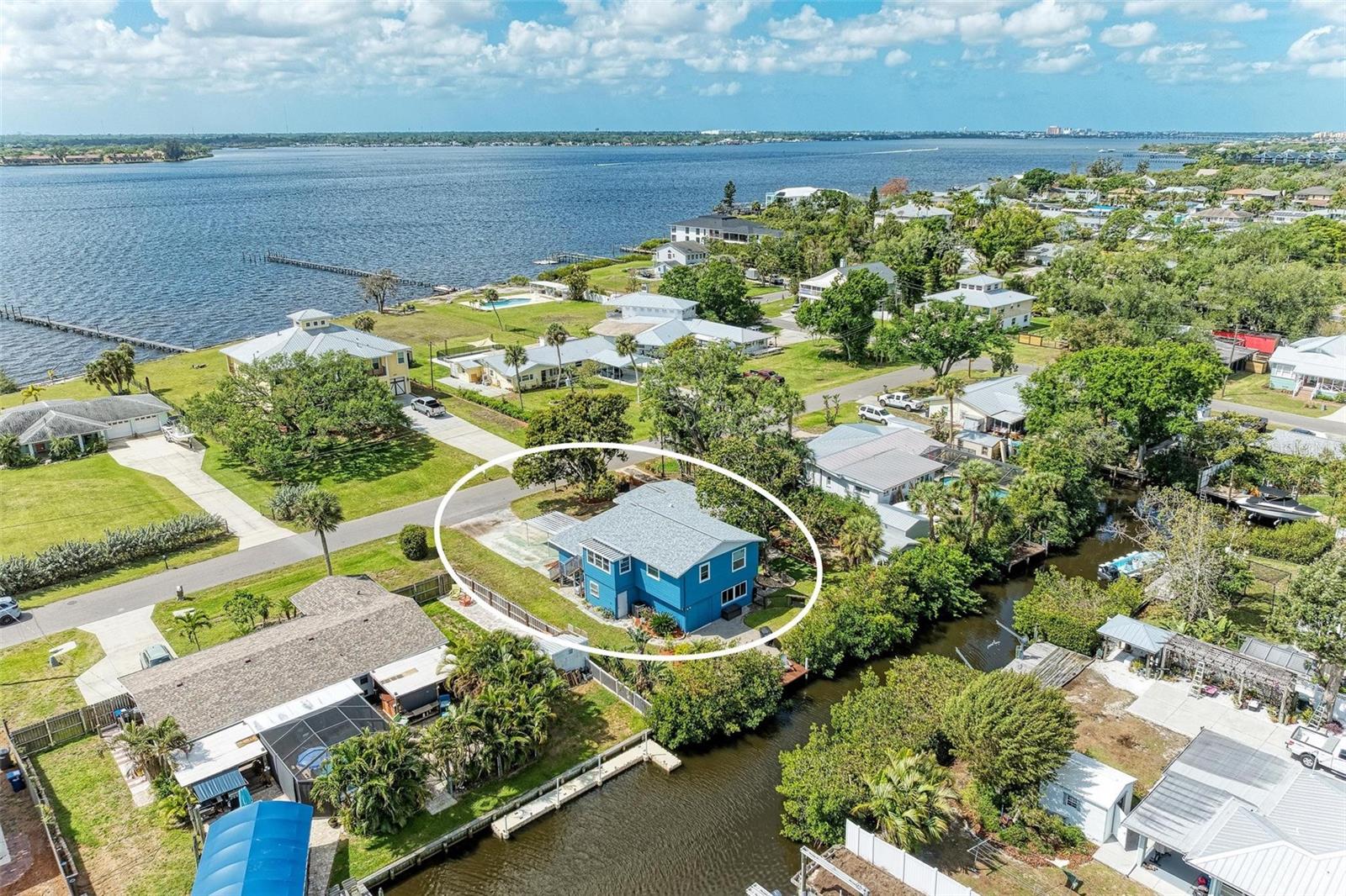 Image 4 of 39 For 4518 7th Street Court E