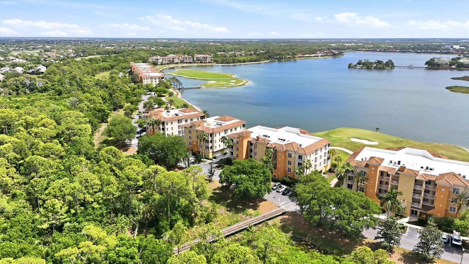 Image 3 of 64 For 6360 Watercrest Way 201