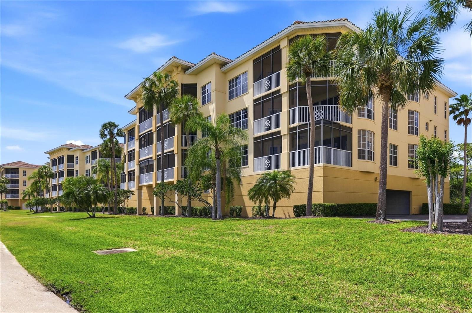 Image 55 of 64 For 6360 Watercrest Way 201