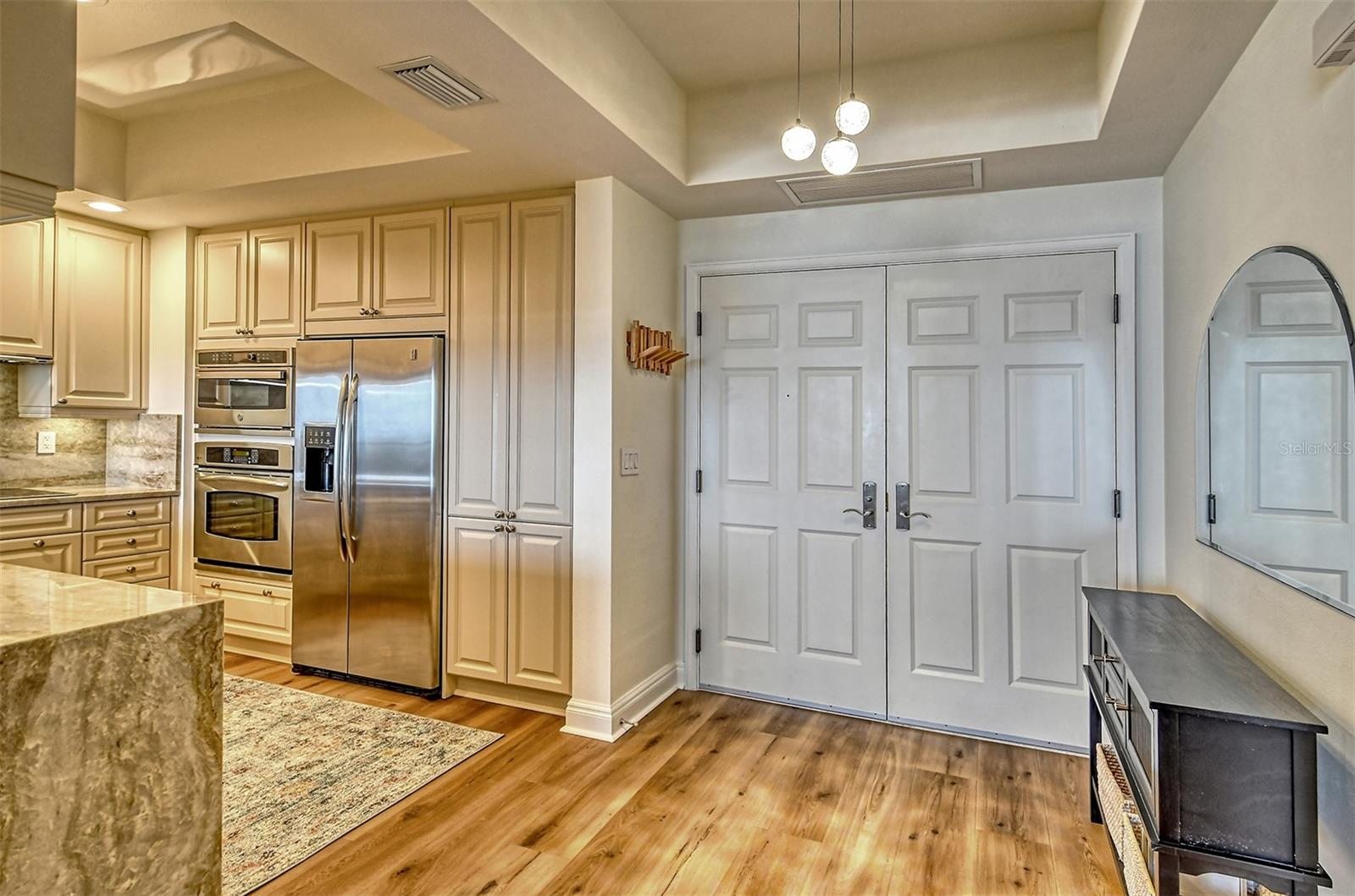 Image 2 of 48 For 50 Central Avenue 15b