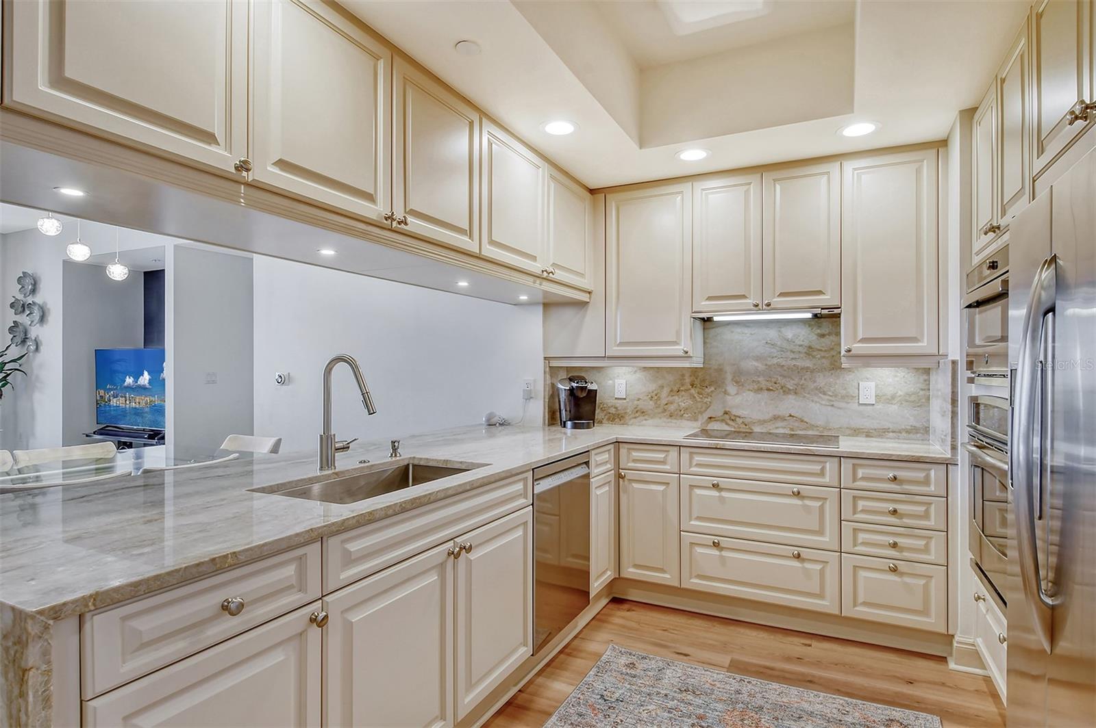 Image 3 of 48 For 50 Central Avenue 15b