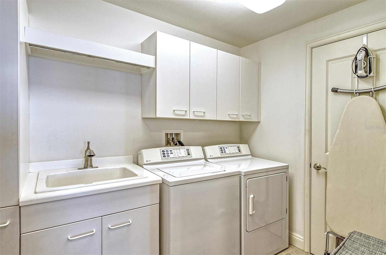 Image 30 of 48 For 50 Central Avenue 15b