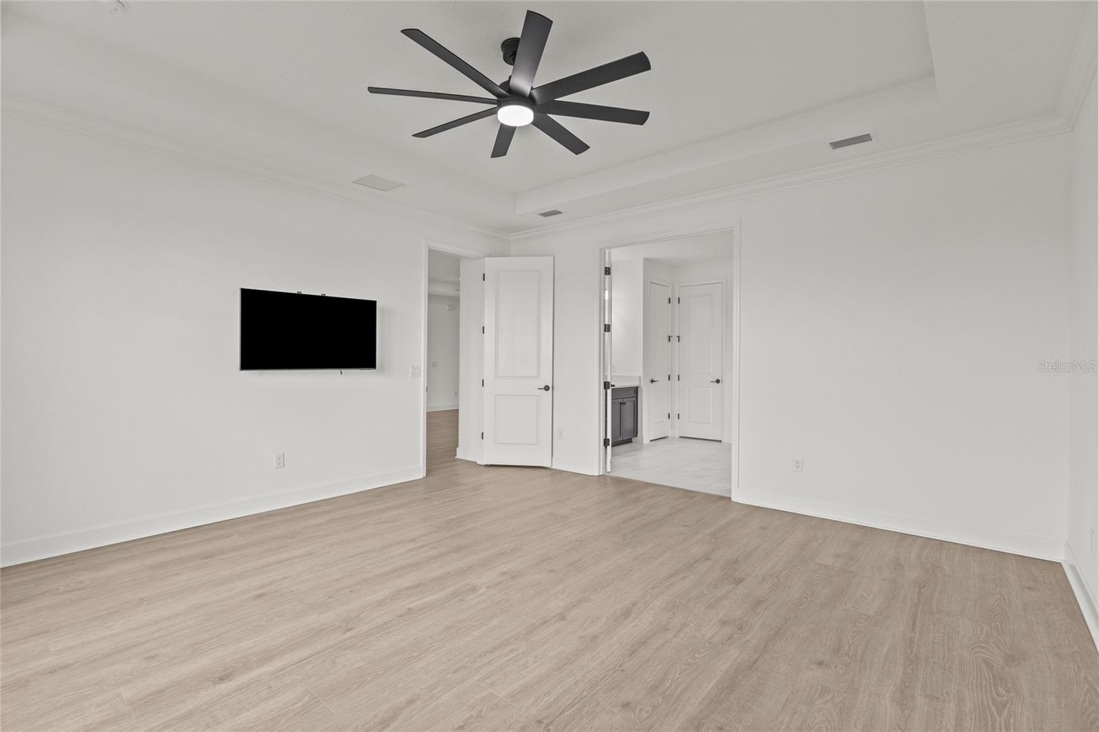 Image 21 of 57 For 16319 Mount Holly Drive