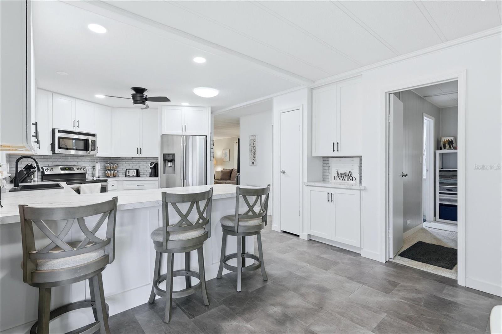 Image 10 of 40 For 6710 36th Avenue E 121