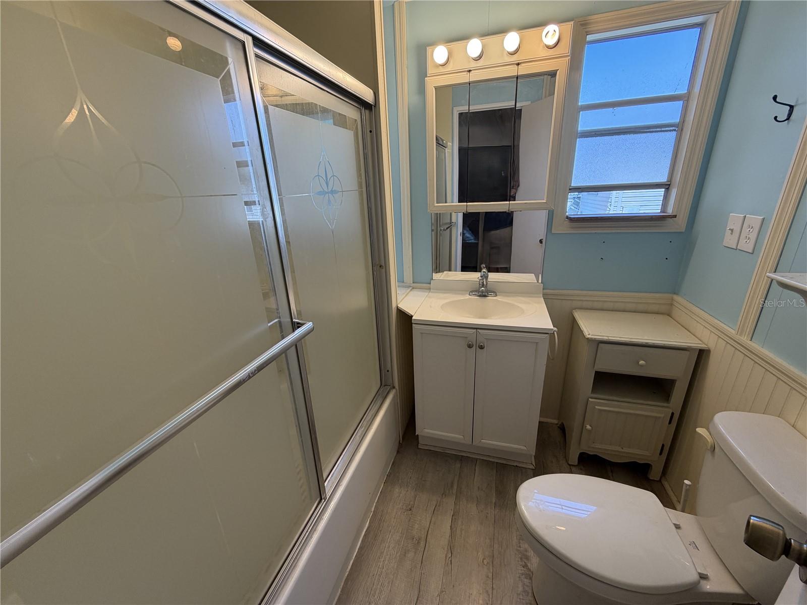 Image 15 of 77 For 4819 Sea Island Avenue