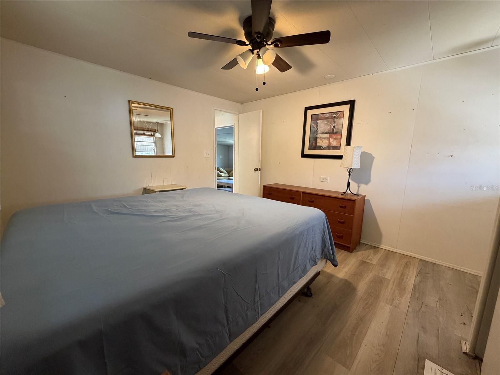 Image 18 of 77 For 4819 Sea Island Avenue