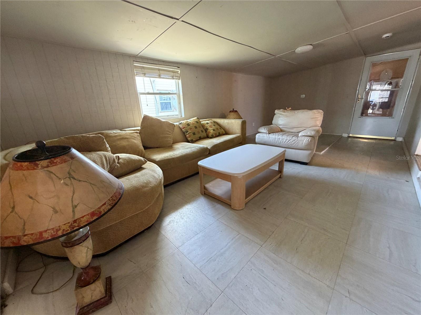 Image 21 of 77 For 4819 Sea Island Avenue