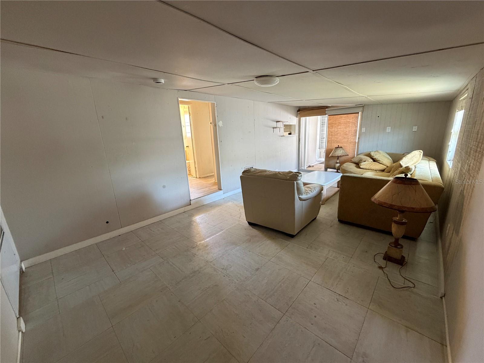 Image 22 of 77 For 4819 Sea Island Avenue