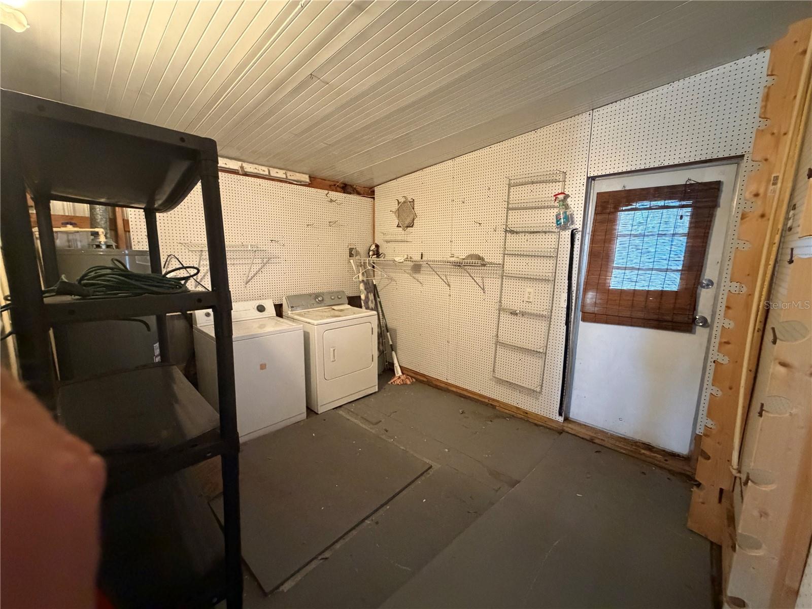 Image 23 of 77 For 4819 Sea Island Avenue