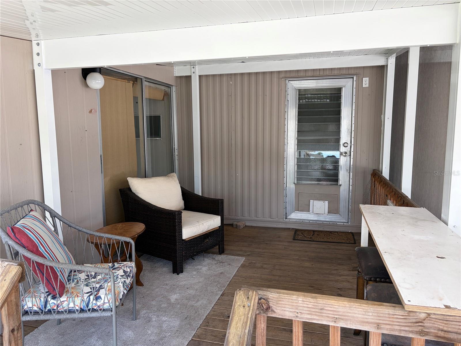 Image 7 of 77 For 4819 Sea Island Avenue