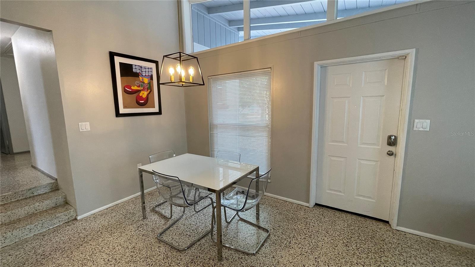 Image 11 of 26 For 2832 Bay Street