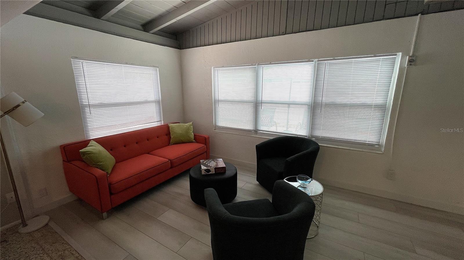 Image 22 of 26 For 2832 Bay Street