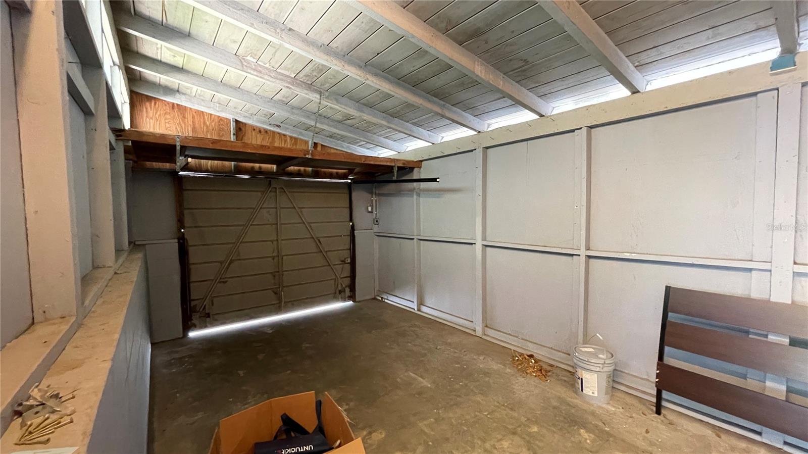 Image 26 of 26 For 2832 Bay Street