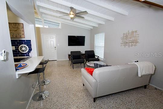 Image 9 of 26 For 2832 Bay Street