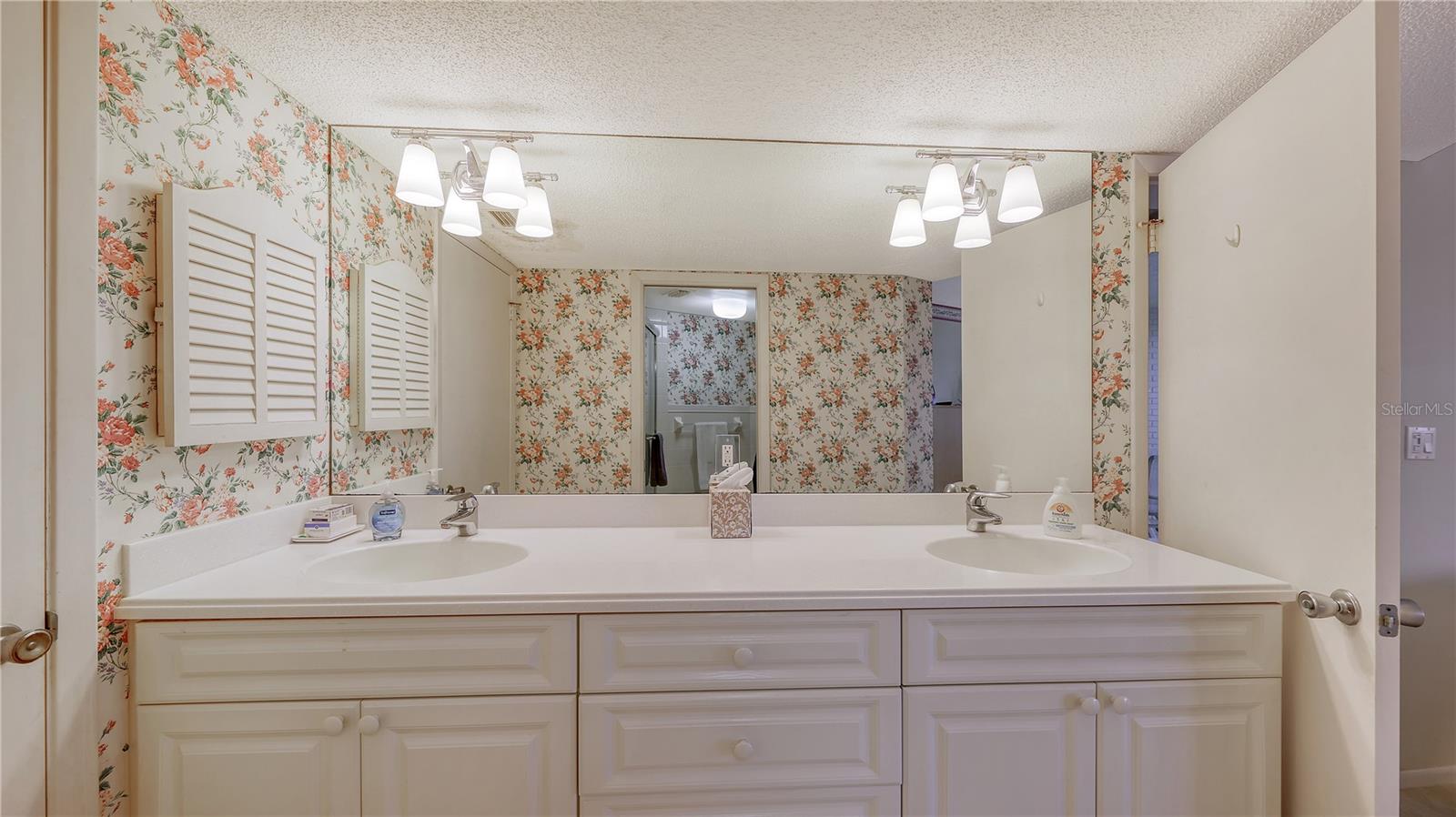 Image 17 of 29 For 4825 Gulf Of Mexico Drive 504
