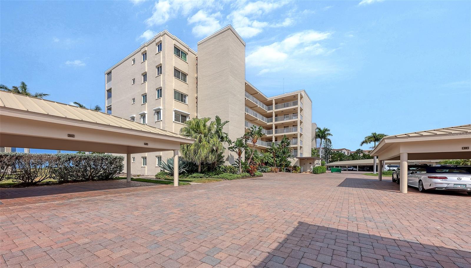 Image 2 of 29 For 4825 Gulf Of Mexico Drive 504