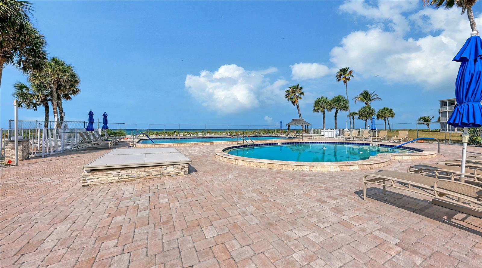 Image 24 of 29 For 4825 Gulf Of Mexico Drive 504