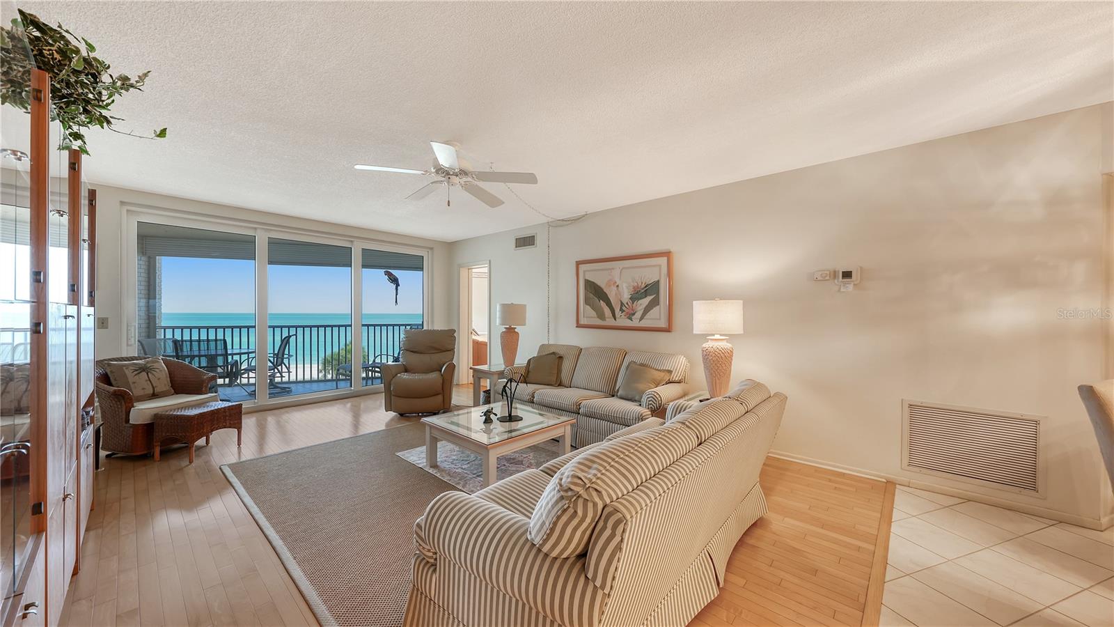 Image 9 of 29 For 4825 Gulf Of Mexico Drive 504