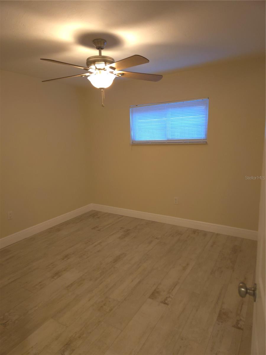 Image 13 of 24 For 2212 Vinson Avenue