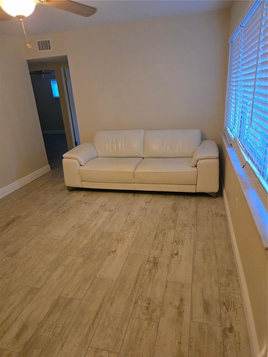 Image 2 of 24 For 2212 Vinson Avenue