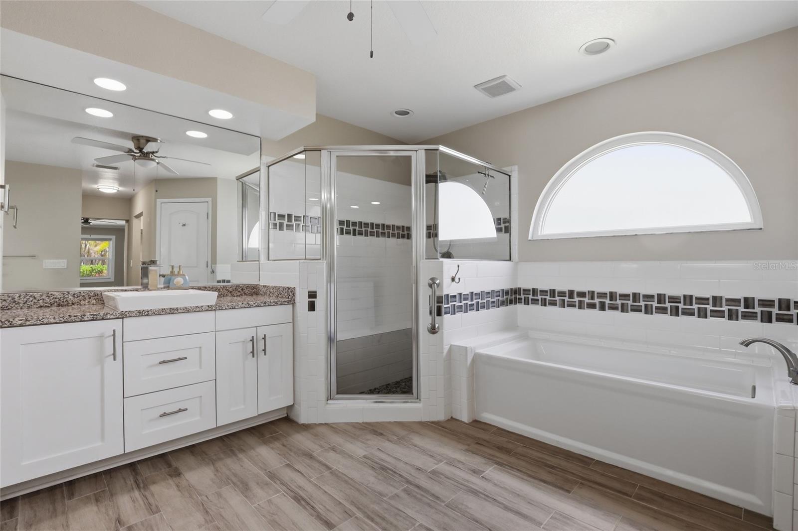 Image 18 of 38 For 5207 86th Street Court W