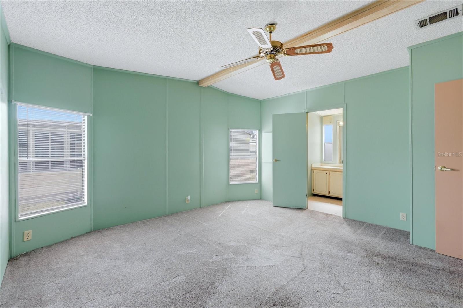 Image 11 of 36 For 8420 Imperial Circle
