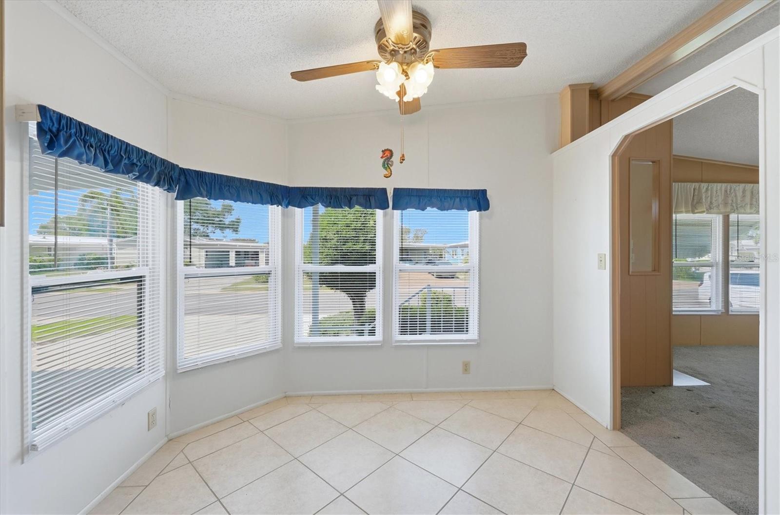 Image 4 of 36 For 8420 Imperial Circle