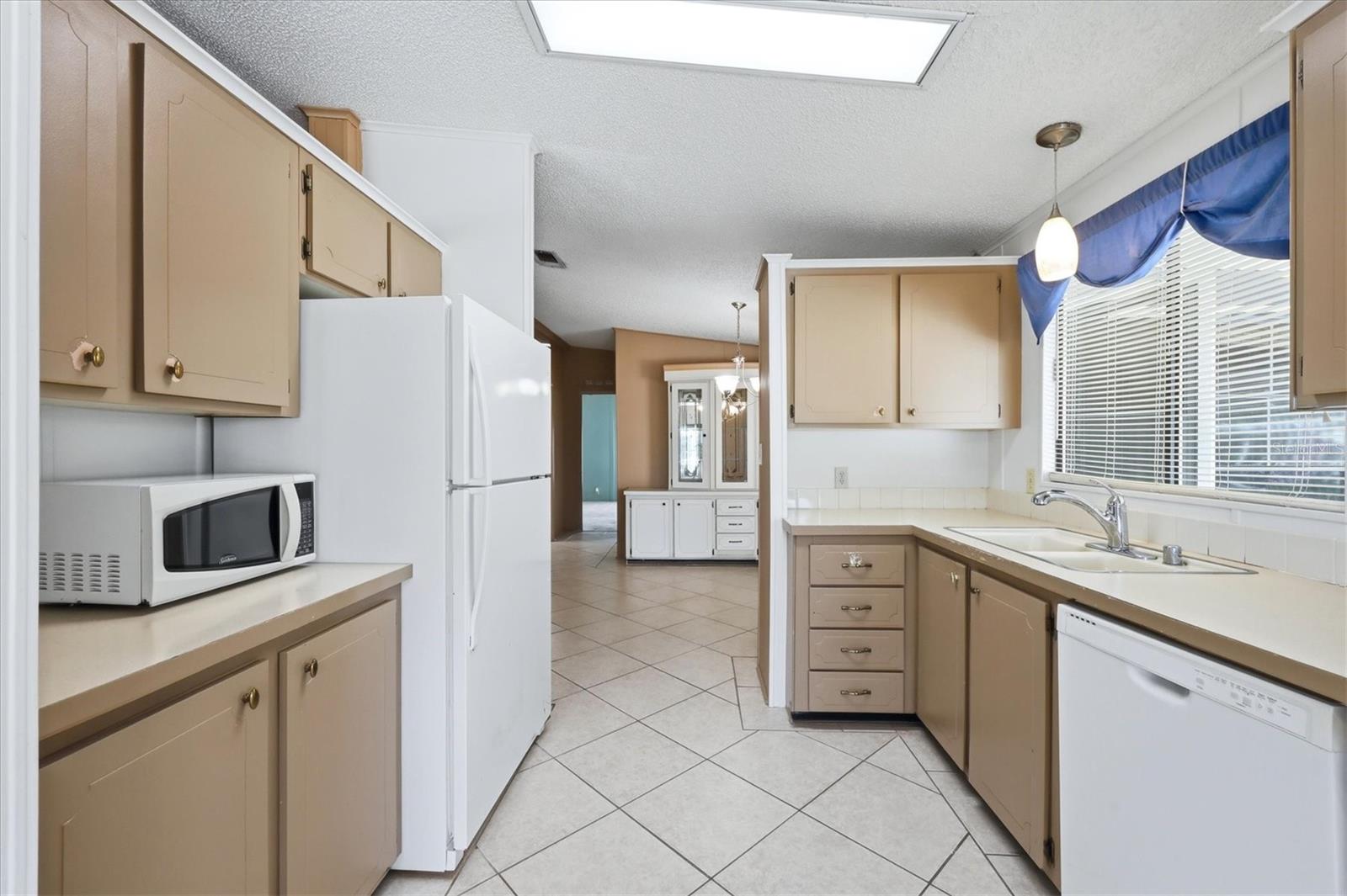 Image 7 of 36 For 8420 Imperial Circle